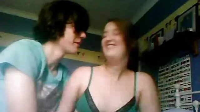 Mofos.com - Kelly Greene - sexo de lesbianas españolas Adolescentes varados gratis