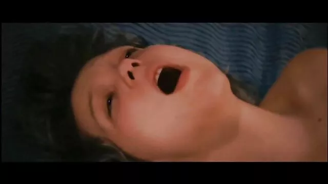 Mofos.com - Rainia Belle videos lesbicos gratis en español - Adolescentes varados gratis