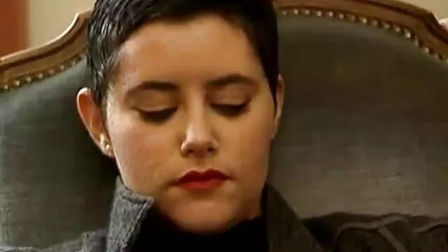 Yulia colegialas lesbianas en español - flor íntima