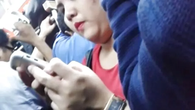 Faketits milf videos lesbicos completos tittyfucking y chupando polla