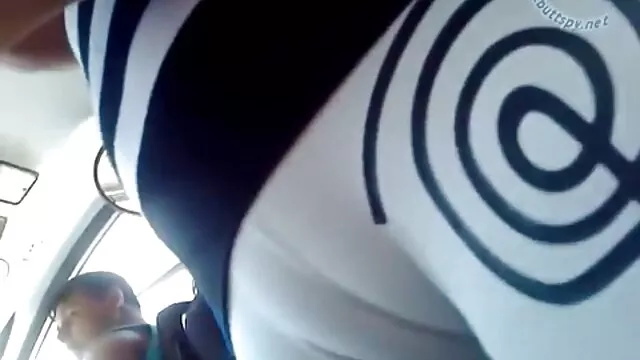 Dolly Leigh es castigada por papá lesbianas españolas sexo